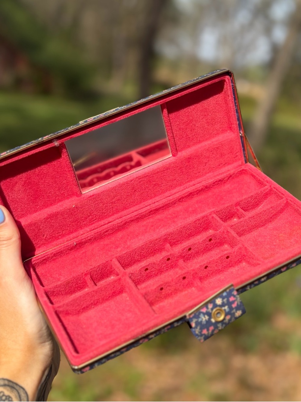 Vintage 80s Calico Floral Travel Jewelry Case